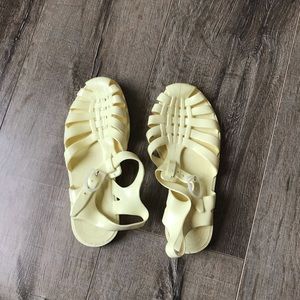 Light yellow Original Sun Jellies ☀️